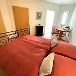 Aki Homestay Privatzimmer Mit Badezimmer